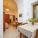 3 Apartament *